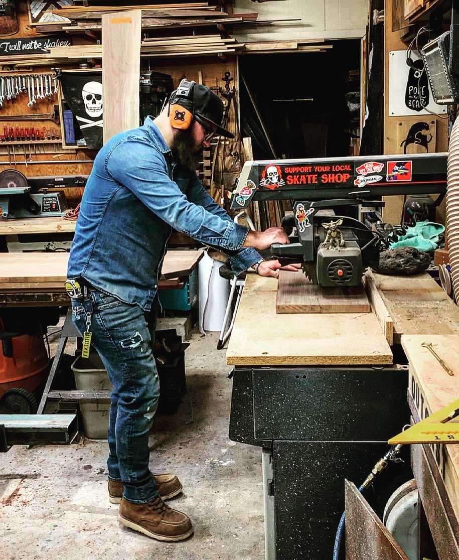 Influencer photo LINK 2.0 Instagram @outcast_woodworks
