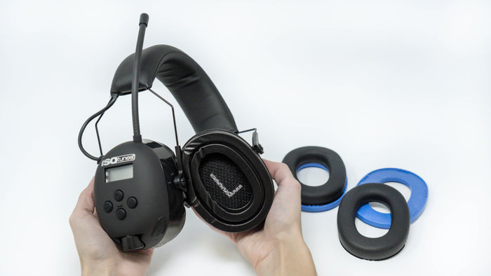 AIR DEFENDER AM/FM BT with Gel Cushions
